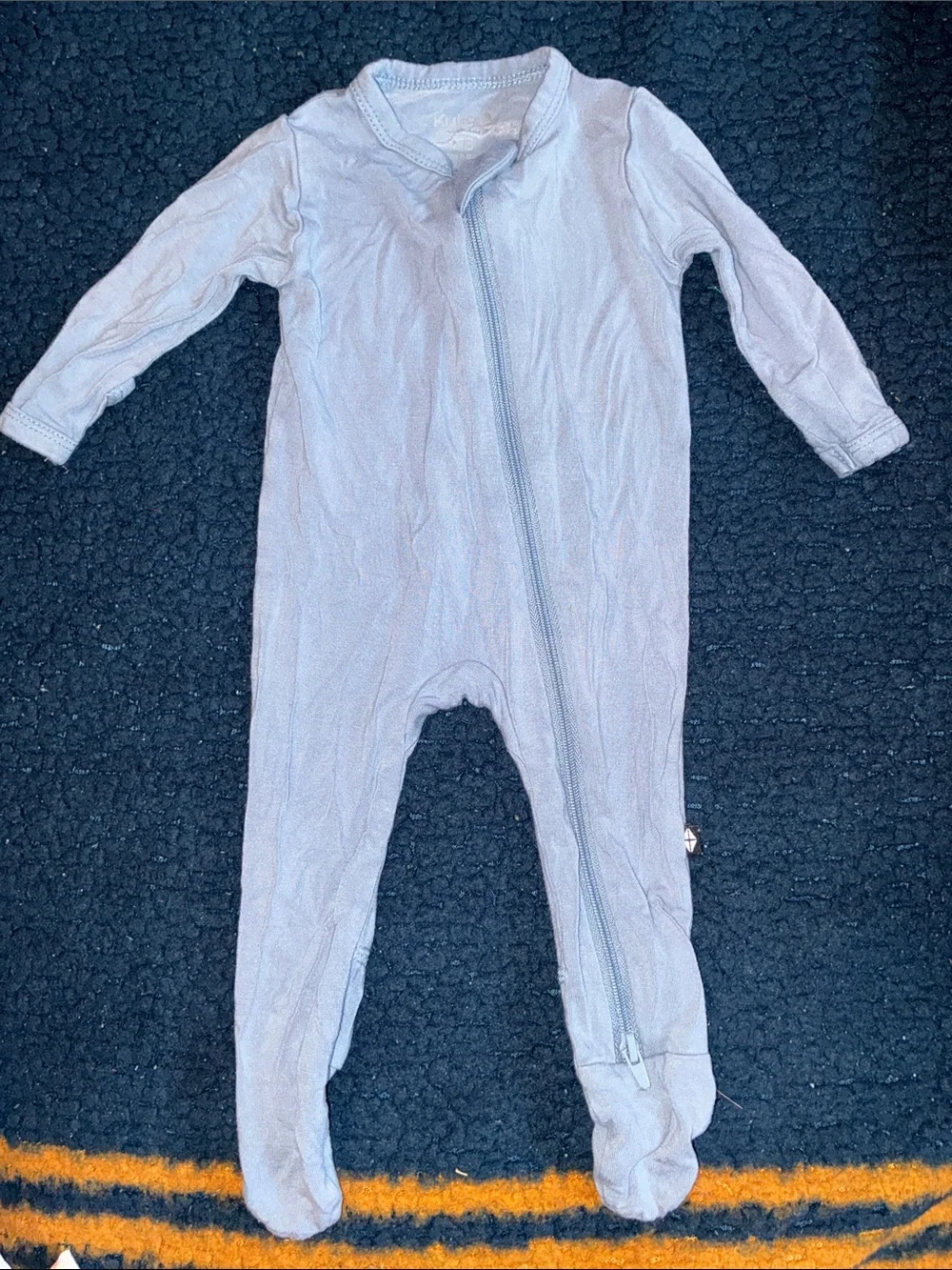 Kyte BABY Light Blue : gray Zipper Footed One-Piece